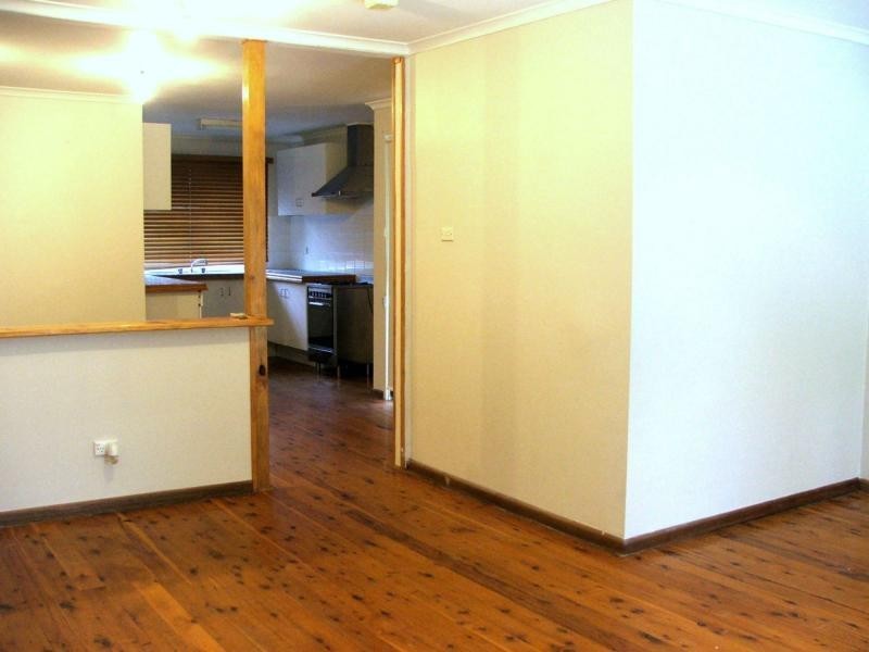 27 Sherringham Road, Cranebrook NSW 2749