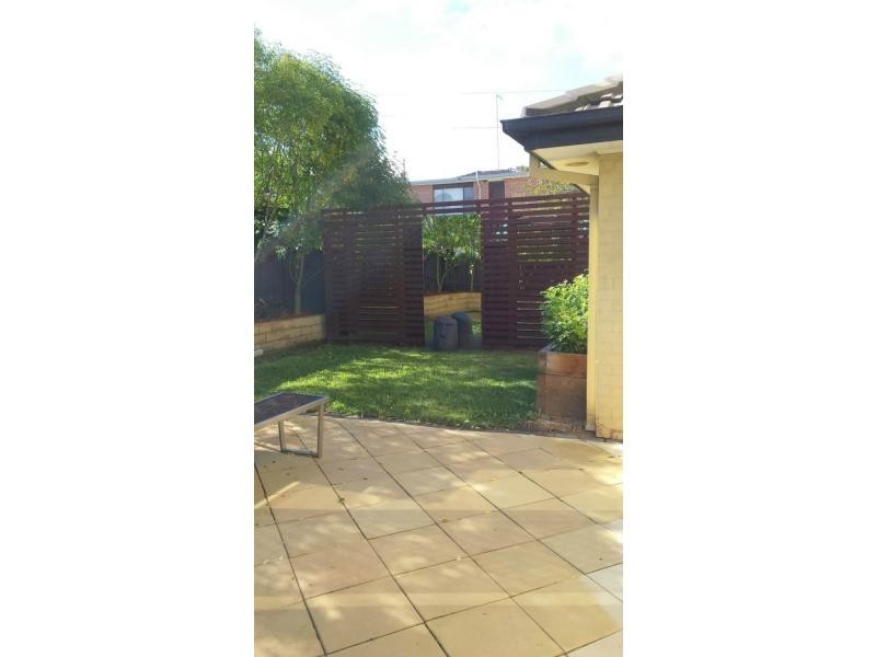 1/4 Nolan Place, Seven Hills NSW 2147