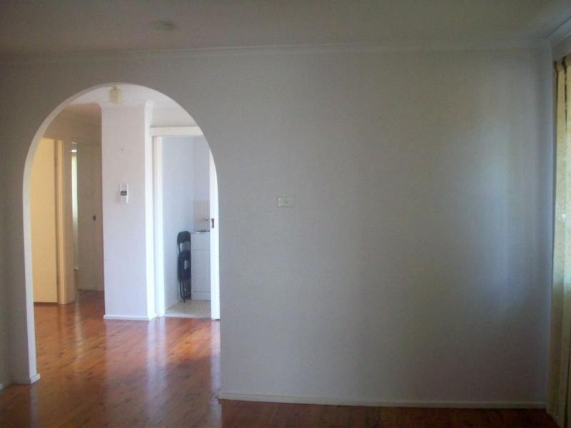 13 Lenton Street, Oakhurst NSW 2761