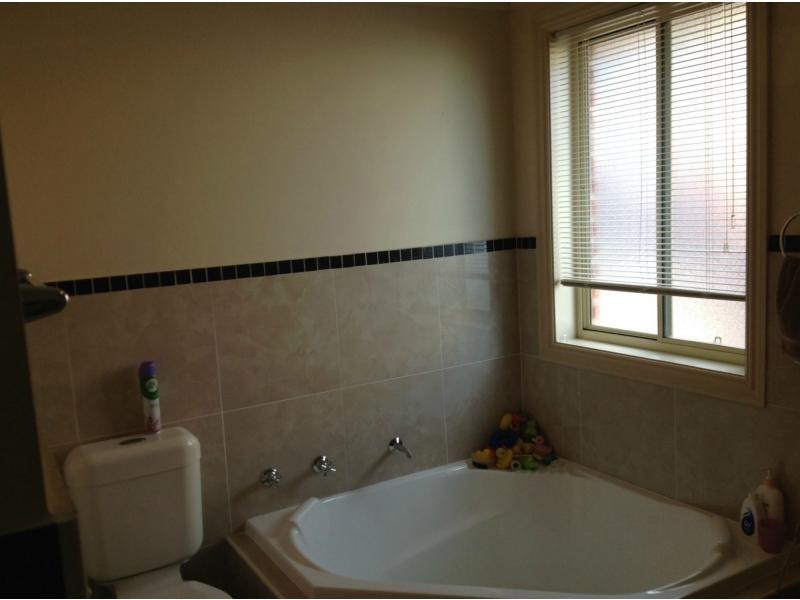 31 Bonaccordo Road, Quakers Hill NSW 2763