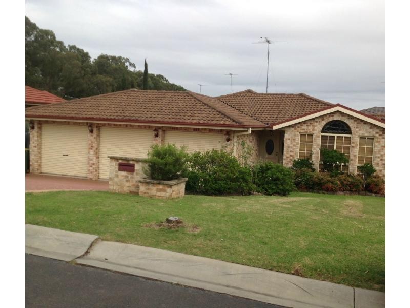 27 Ridgetop Drive, Glenmore Park NSW 2745