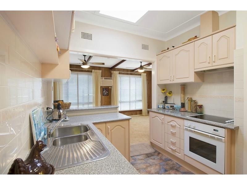 27 Stella Place, Blacktown NSW 2148