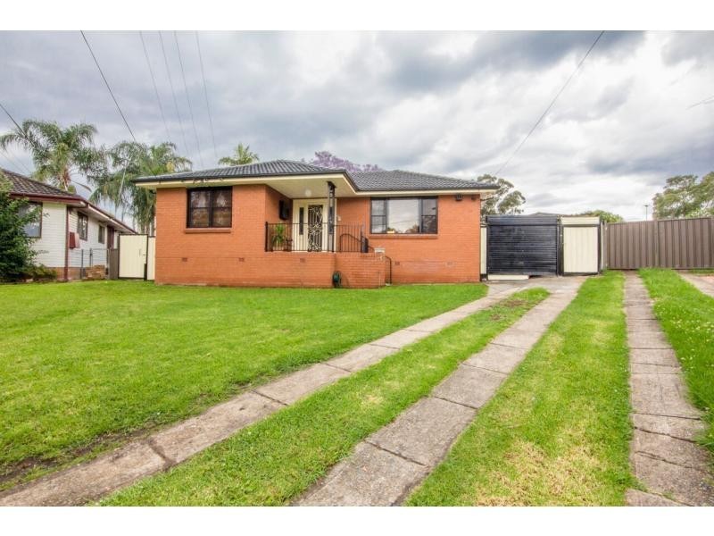 5 Tula Place, Tregear NSW 2770
