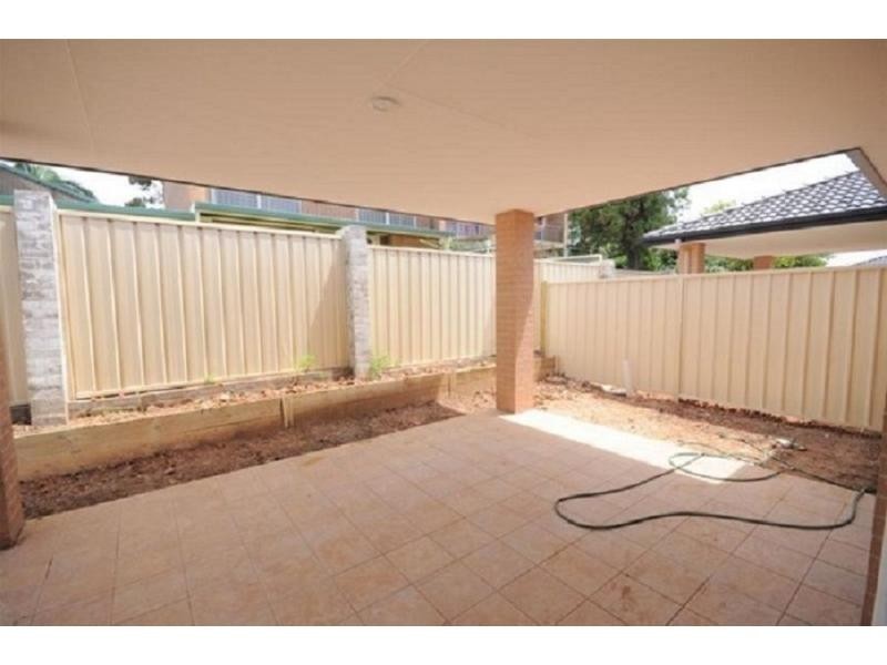 4/155 Rawson Road, NSW, Greenacre NSW 2190