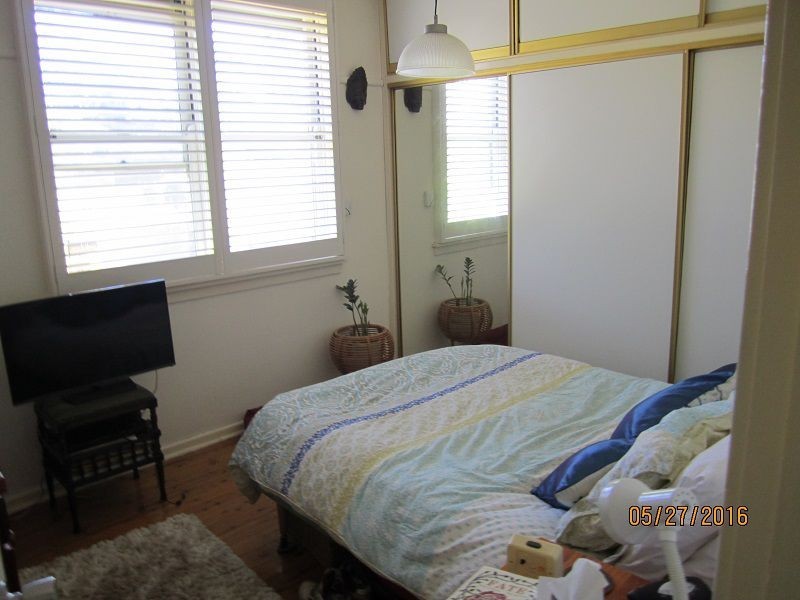 8 Anne Avenue, Seven Hills NSW 2147