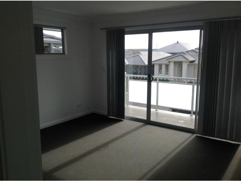 59 Tall Trees Drive, Glenmore Park NSW 2745