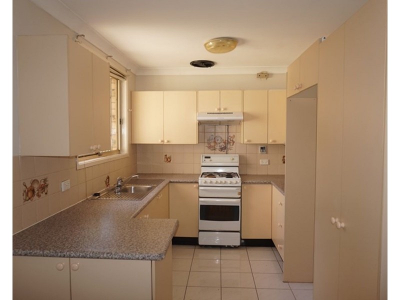4 Varga Place, Hassall Grove NSW 2761