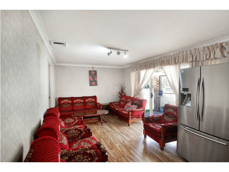 6 Lombard Place, Prospect NSW 2148