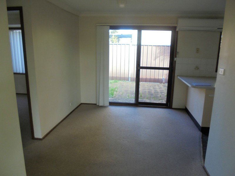 1/18 Carinya St, Blacktown NSW 2148