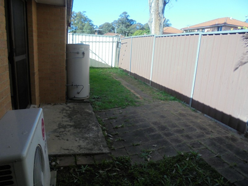 1/18 Carinya St, Blacktown NSW 2148