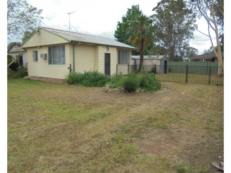 61 Earle Street, Doonside NSW 2767