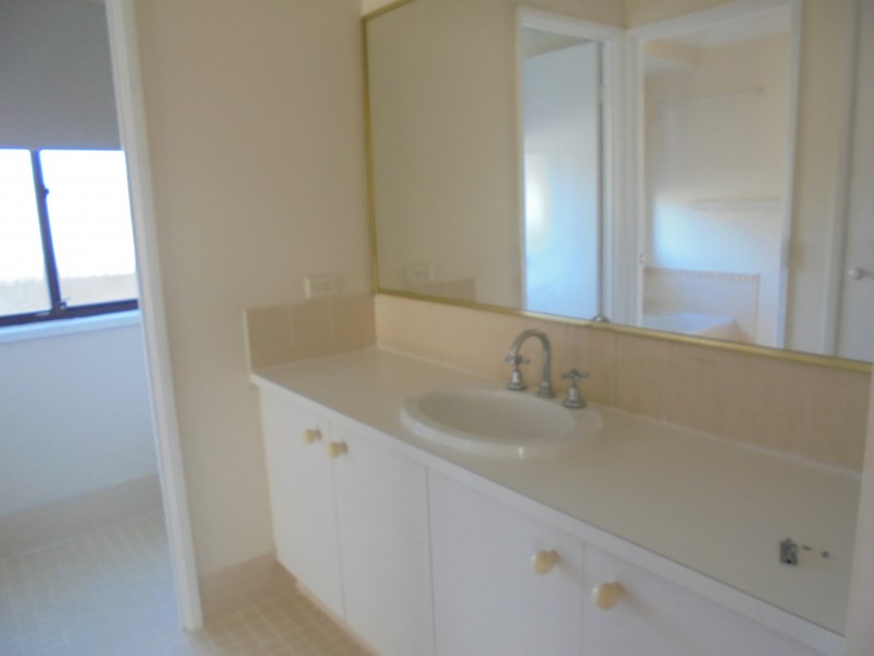 24 Forrestwood Pl, Prospect NSW 2148