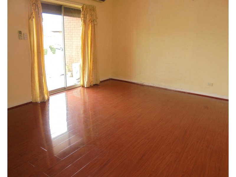 105 Newton Rd, Blacktown NSW 2148