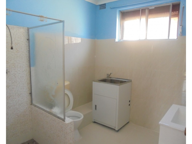 105 Newton Rd, Blacktown NSW 2148