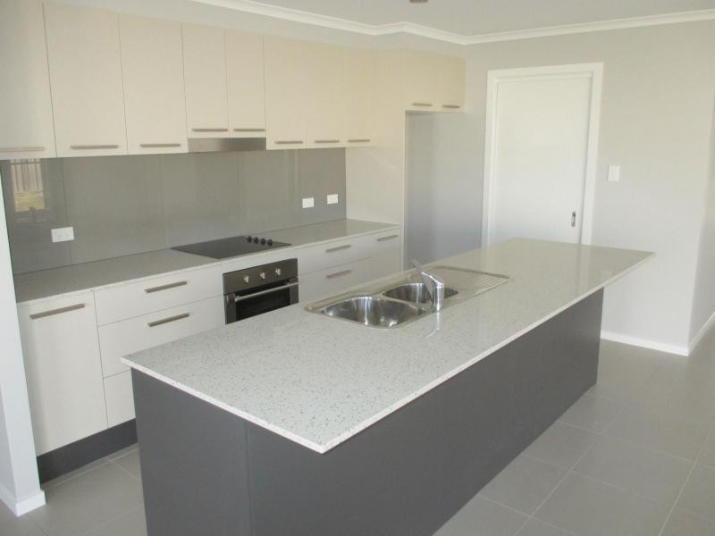 17 Syd Hopkins Terrace, Port Macquarie NSW 2444