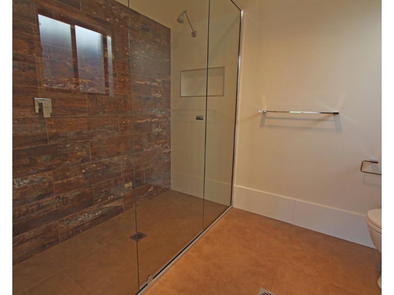 8 Solomon Drive, Lake Cathie NSW 2445