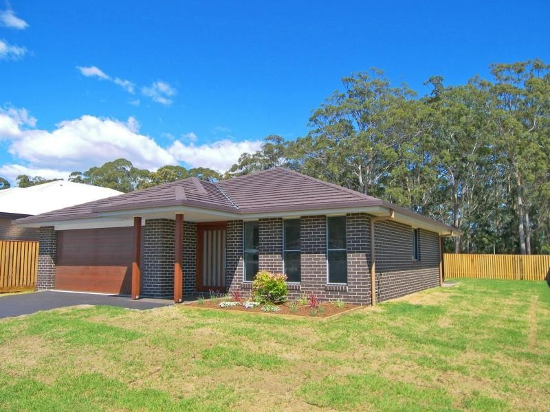 8 Ferrous Close, Port Macquarie NSW 2444