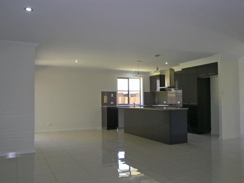 8 Ferrous Close, Port Macquarie NSW 2444