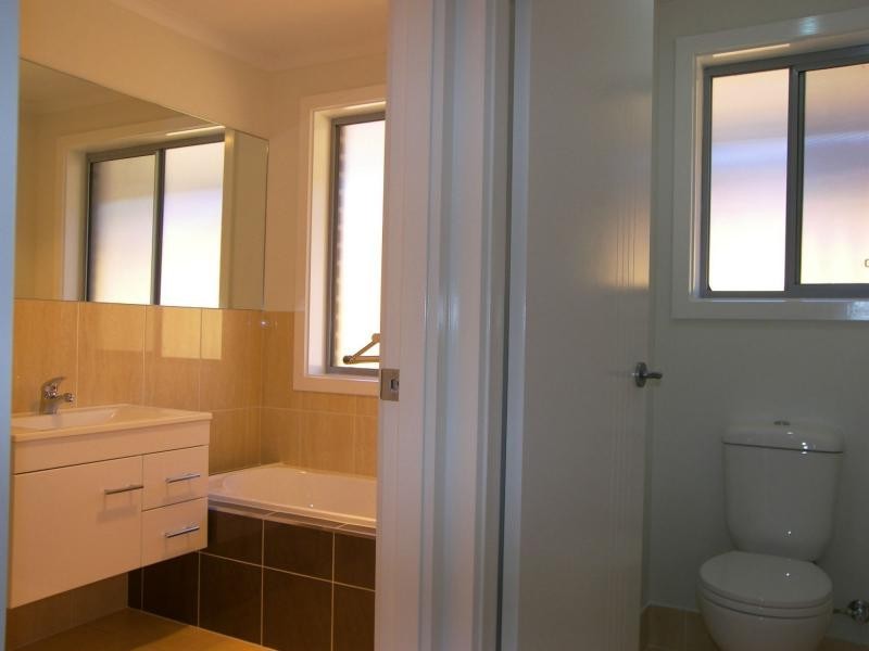 8 Ferrous Close, Port Macquarie NSW 2444