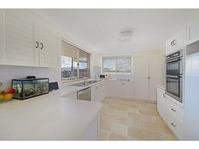 8 Iluka Place, Port Macquarie NSW 2444