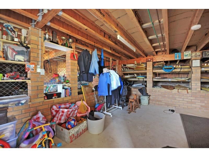 3 Middle Rock Road, Lake Cathie NSW 2445