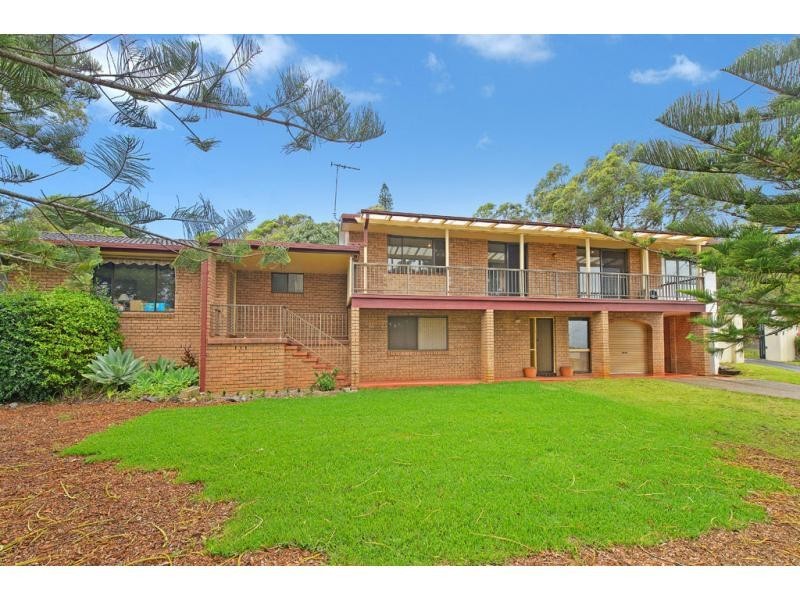 80 Bangalay Drive, Light House Beach, Port Macquarie NSW 2444