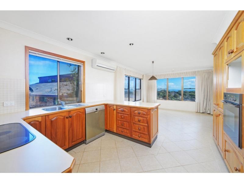 18 Oleander Avenue, Port Macquarie NSW 2444