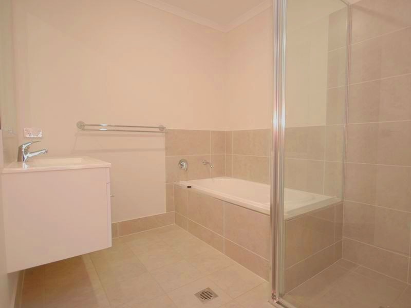 2/3a Buchan Place, Lake Cathie NSW 2445