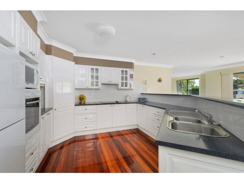 20 Ernest Street, Lake Cathie NSW 2445