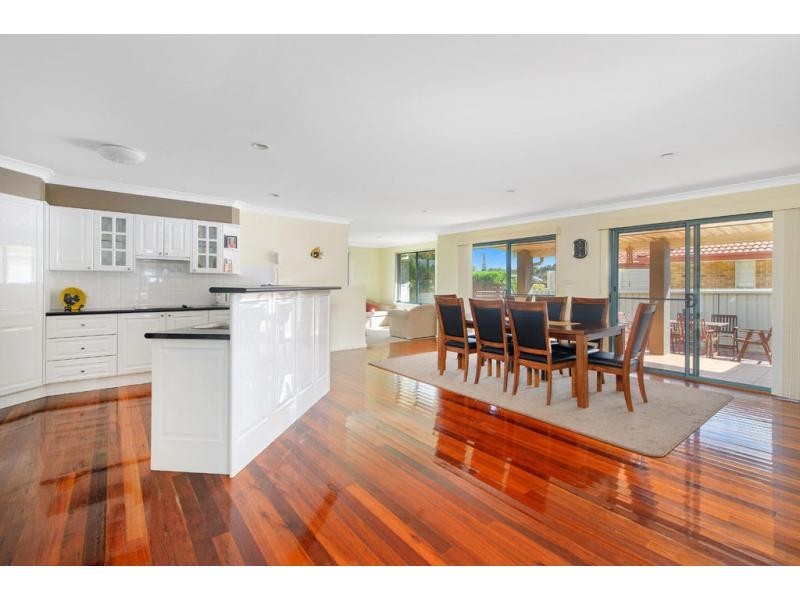 20 Ernest Street, Lake Cathie NSW 2445