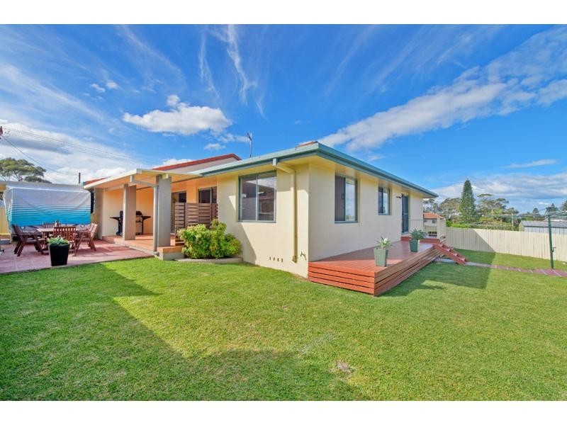 20 Ernest Street, Lake Cathie NSW 2445