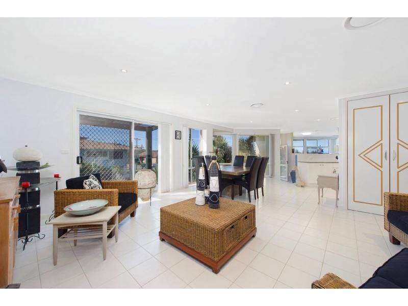 49 Matthew Flinders Drive, Port Macquarie NSW 2444