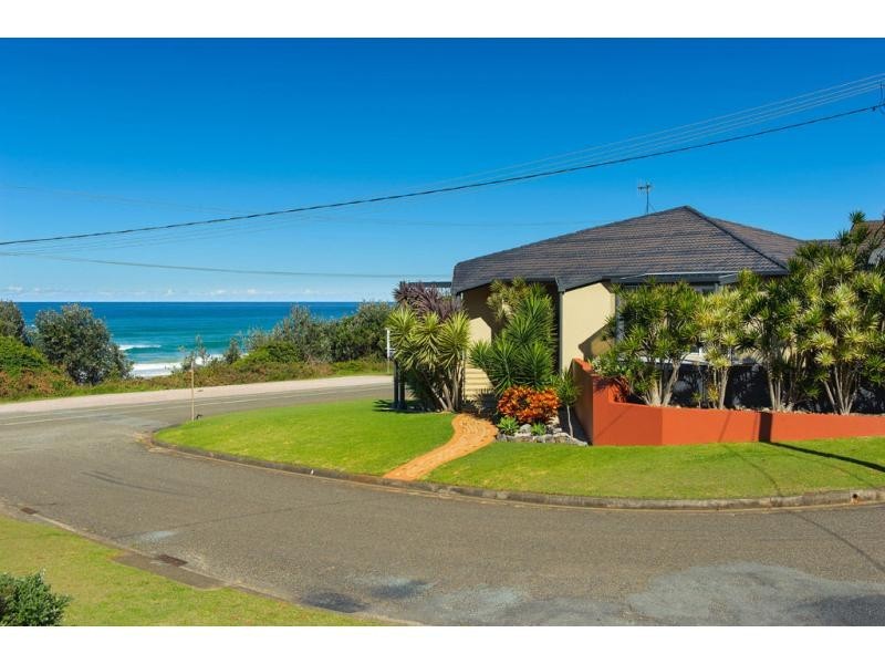 49 Matthew Flinders Drive, Port Macquarie NSW 2444