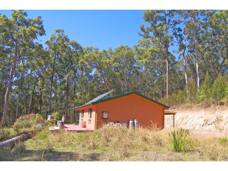 9271 Pacific Highway, Cooperabung NSW 2441