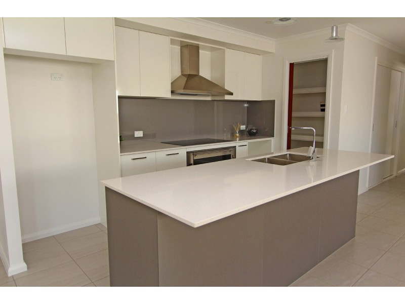 16 Diploma Drive, Port Macquarie NSW 2444