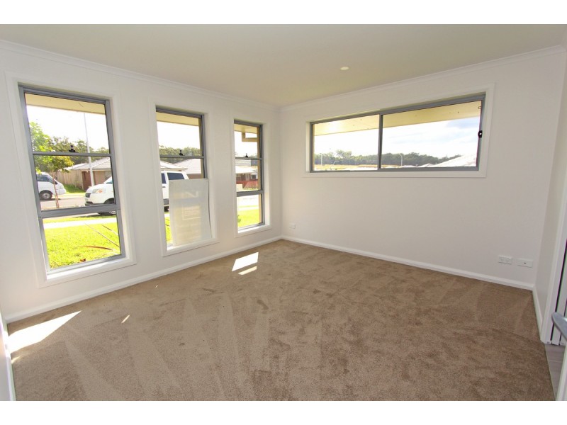 16 Diploma Drive, Port Macquarie NSW 2444