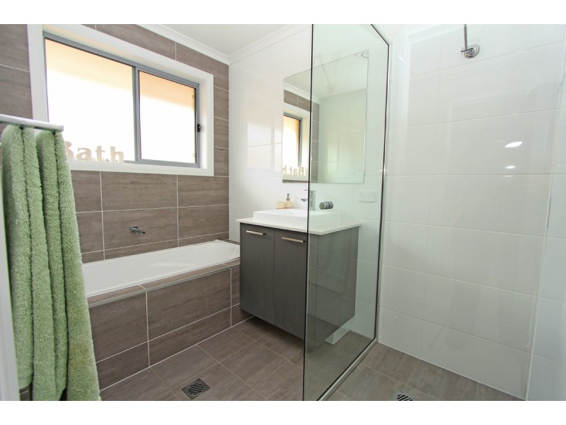 16 Diploma Drive, Port Macquarie NSW 2444