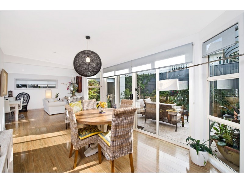 9 Southern Ocean St, Lake Cathie NSW 2445