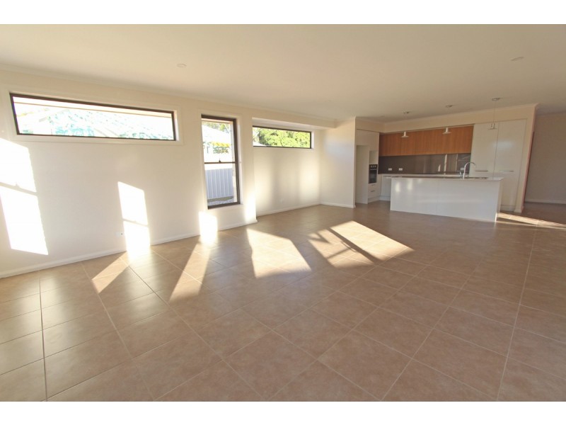 1/7 Celtic Court, Lake Cathie NSW 2445