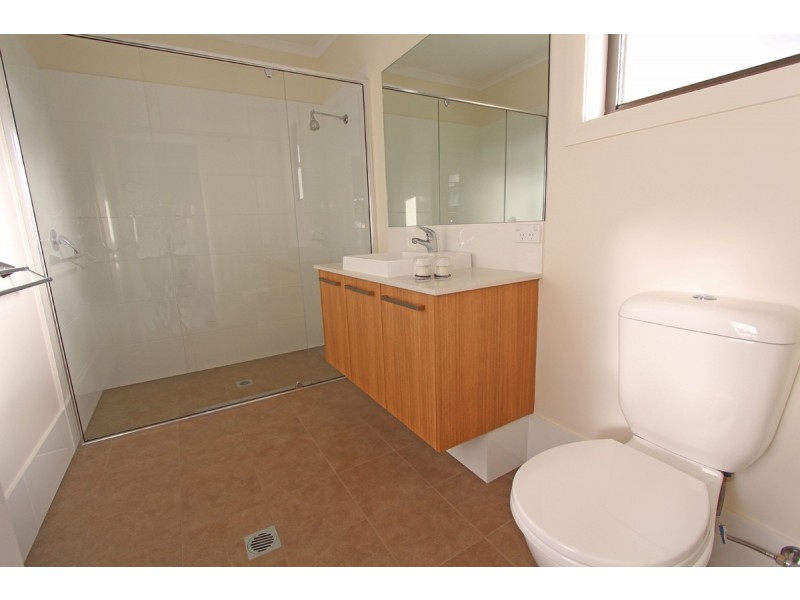 1/7 Celtic Court, Lake Cathie NSW 2445