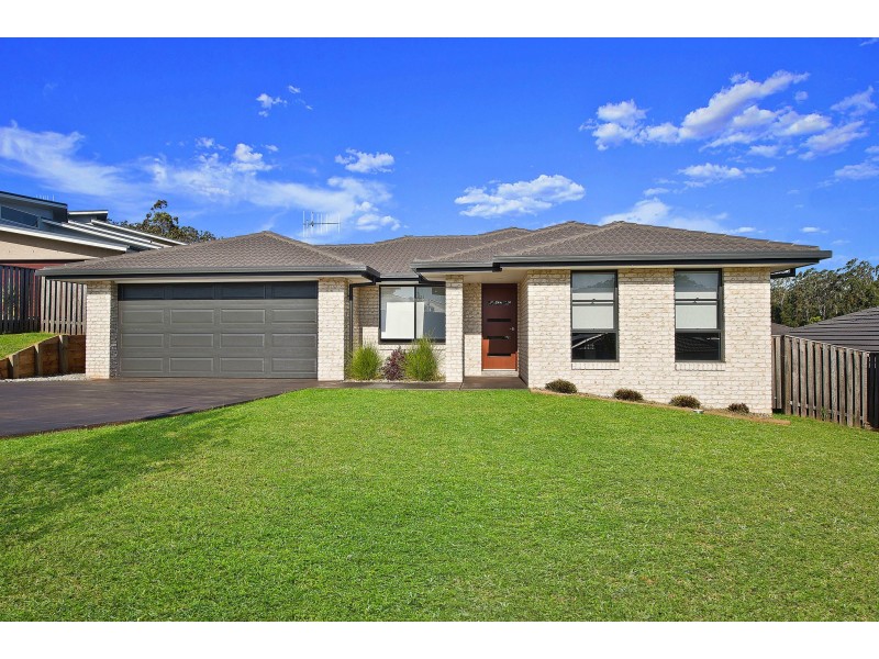 61 Brierley Avenue, Port Macquarie NSW 2444