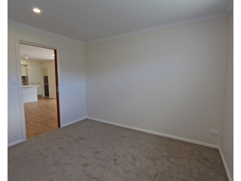 12 Solomon Drive, Lake Cathie NSW 2445