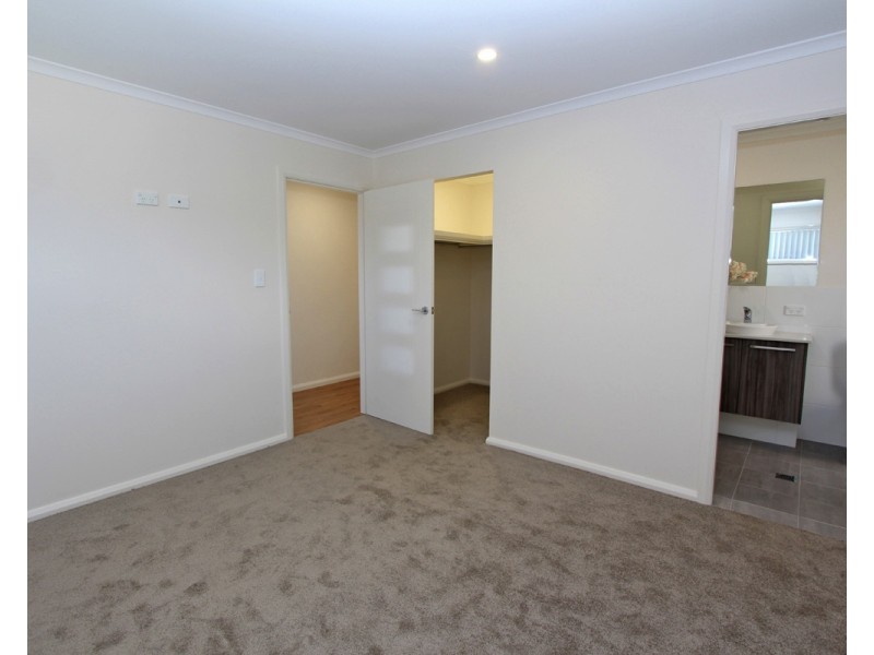 12 Solomon Drive, Lake Cathie NSW 2445