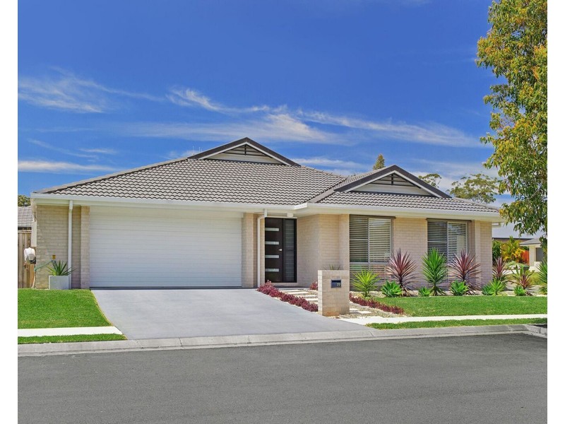 77 Capital Dr, Thrumster NSW 2444
