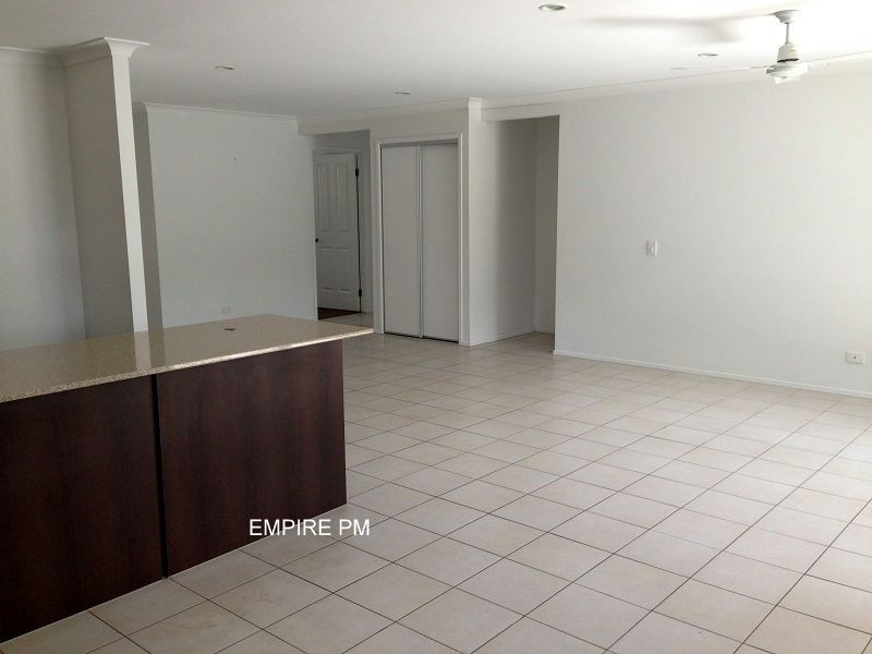 3/52 FRESHWATER Drive, Berrinba QLD 4117