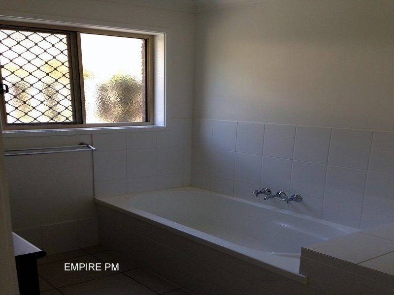 3/52 FRESHWATER Drive, Berrinba QLD 4117