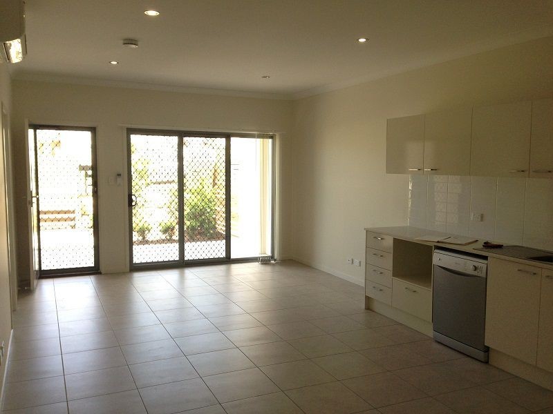 3/2 Banksia Road, Coomera QLD 4209