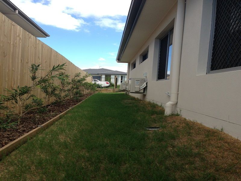 3/2 Banksia Road, Coomera QLD 4209