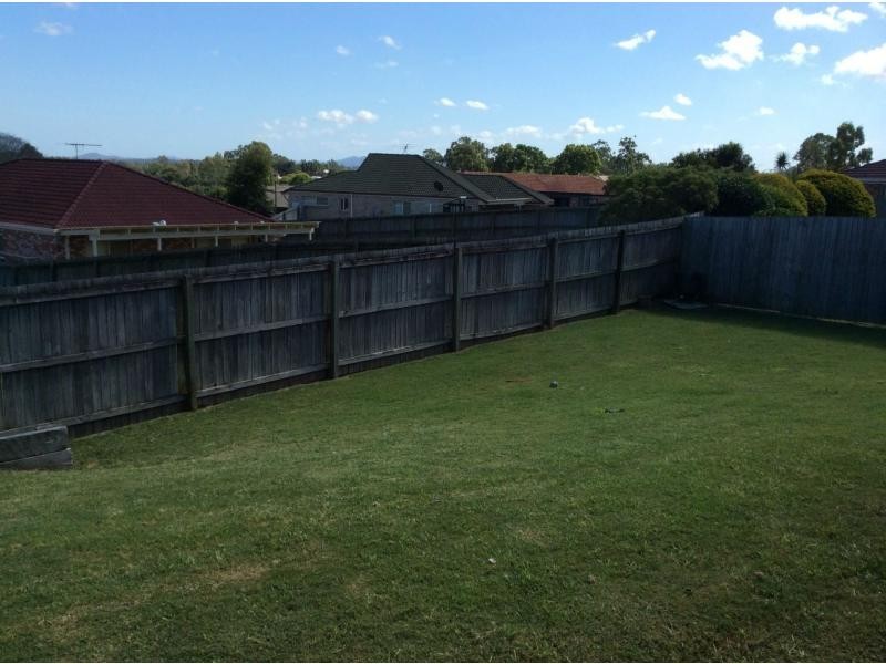6 Pamela Street, Camira QLD 4300