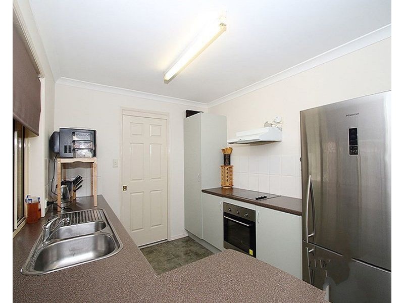 11 Cherrytree Place, Waterford West QLD 4133